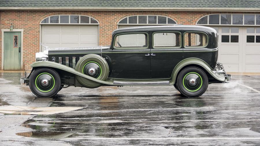  Cadillac V16 452-B Imperial Sedan by Fleetwood 1932 года  (фото 5 из 11)